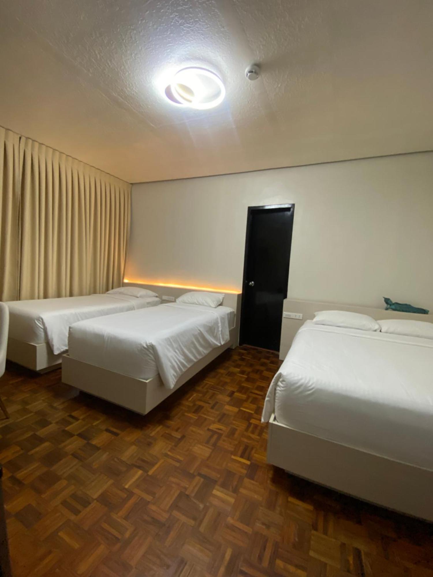 Honey Suite Room Inside Bee Cafe Cebu At Ayala Area Экстерьер фото