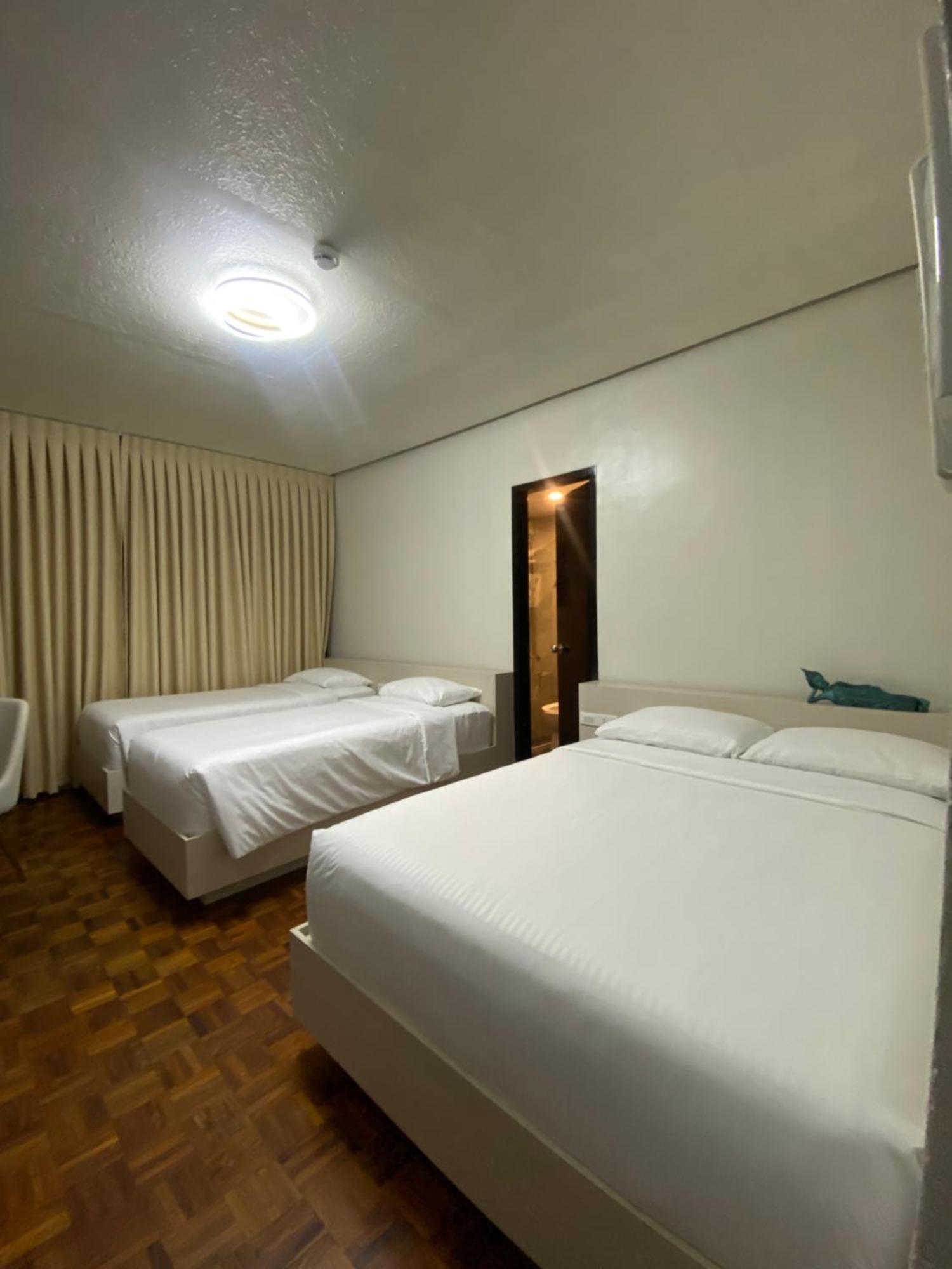 Honey Suite Room Inside Bee Cafe Cebu At Ayala Area Экстерьер фото